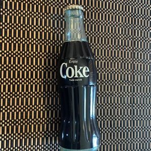 Collectible Coca Cola A/M Transistor Radio WORKS fine!